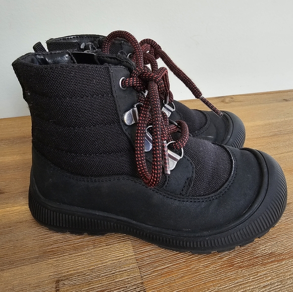 CAT & JACK Toddler Boys Side Zip Black Work Boots - Picture 1 of 9